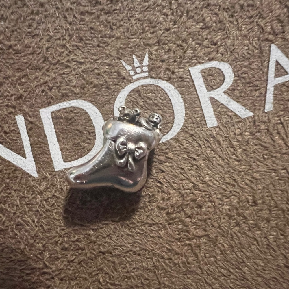 PANDORA Santa’s Stocking Charm, Retired